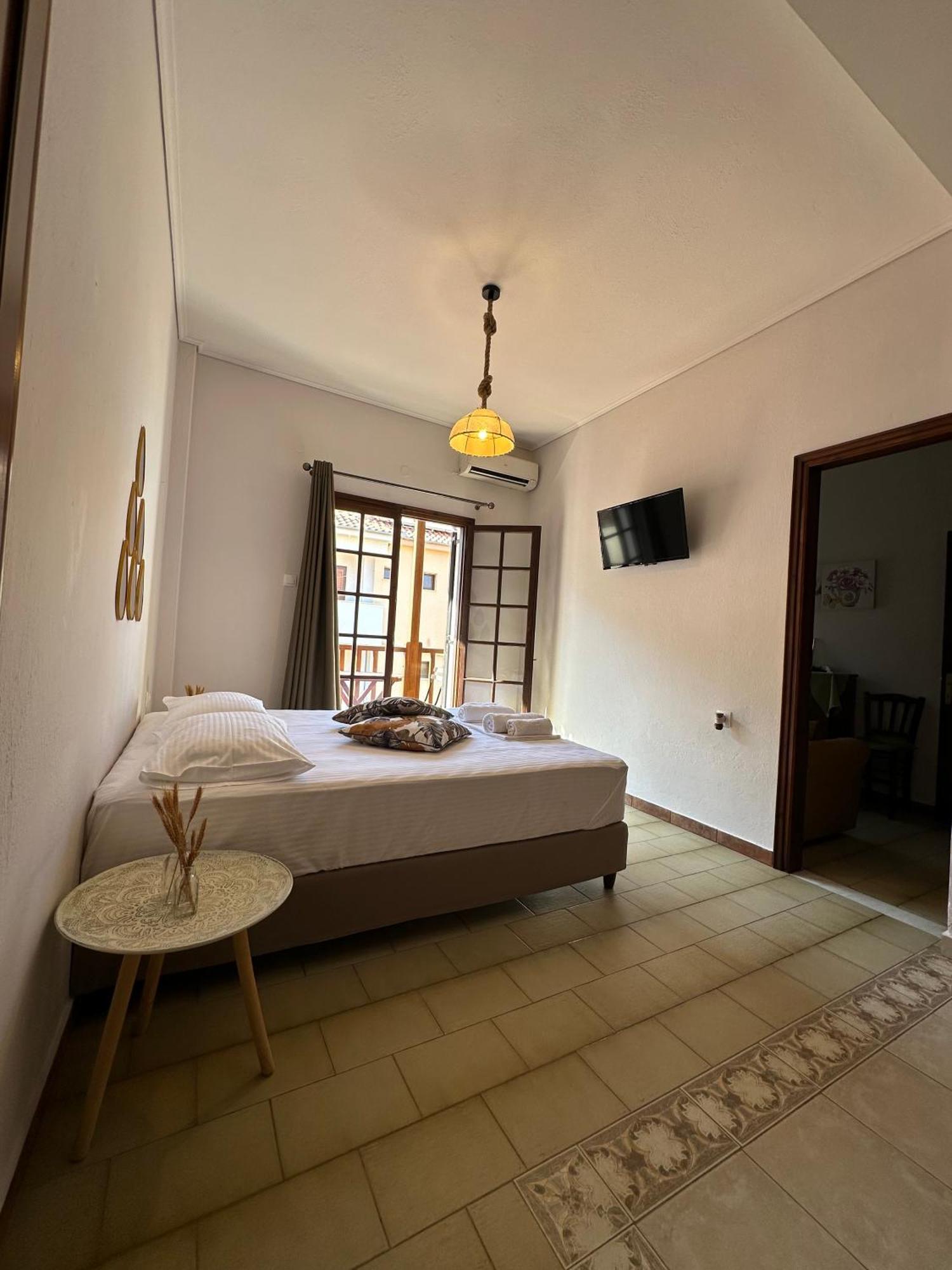 Amelia Beach Apartments Agios Ioannis  Esterno foto
