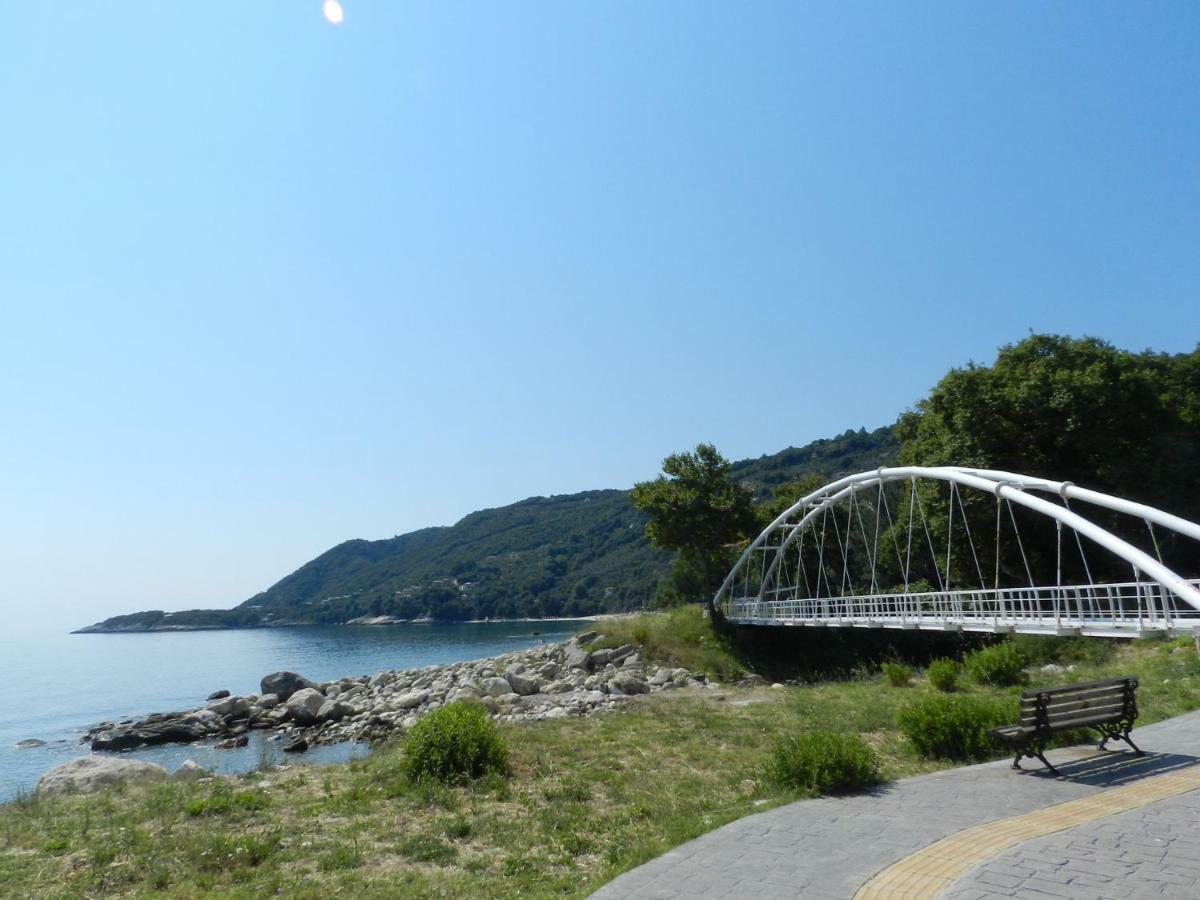 Amelia Beach Apartments Agios Ioannis  Esterno foto
